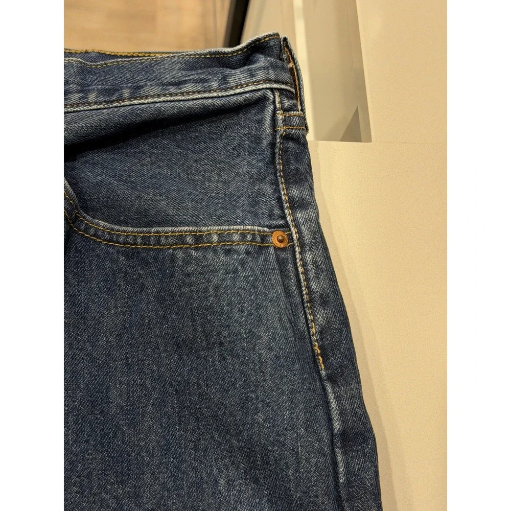 Levis 501 Original Fit Mens Blue Jeans W42 L34 Medium Wash Straight Denim